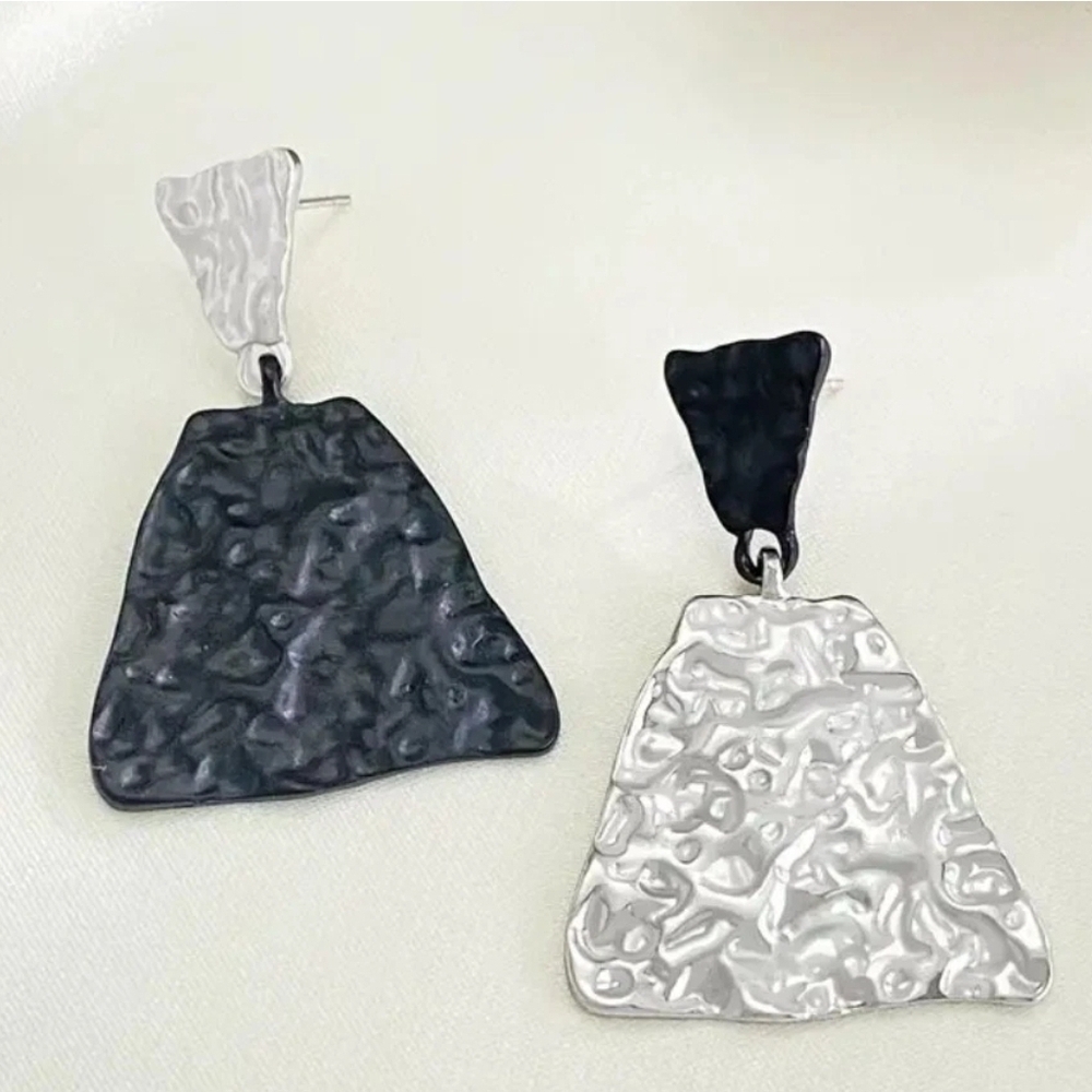 NEW - Silver and Black Textured Earrings